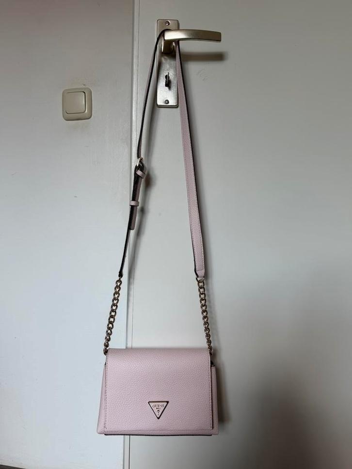 Guess tas NIEUW, Sieraden, Tassen en Uiterlijk, Tassen | Damestassen, Nieuw, Roze, Ophalen of Verzenden