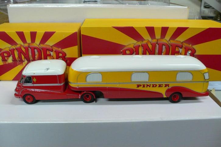 trekker/oplegger  woonverblijf-PINDER CICUS- 1/43-MOOI!!!!!!, Hobby en Vrije tijd, Modelauto's | 1:43, Nieuw, Bus of Vrachtwagen