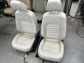 Volkswagen Caddy lederen leer stoelen passat stoelverwarming beschikbaar voor biedingen