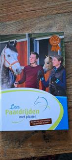 Leer paardrijden met plezier titel boek, Ophalen