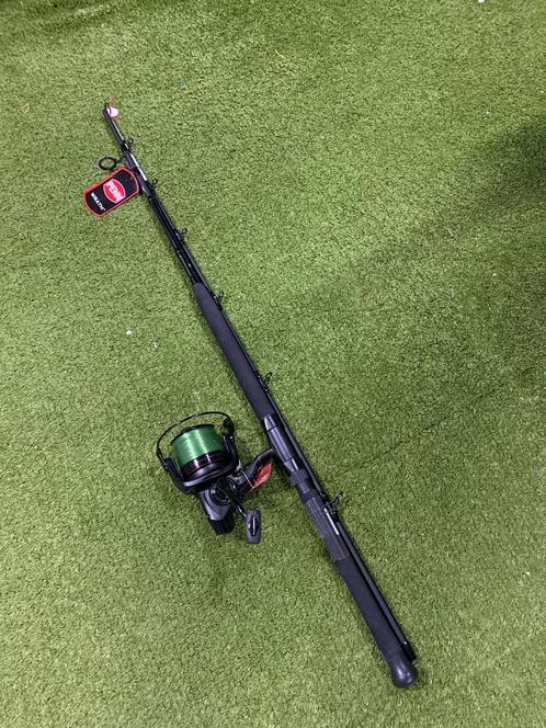 Nieuwe Penn boothengel + Dam zeemolen, 2.10m & 30-50 lb, Watersport en Boten, Hengelsport | Zeevissen, Zo goed als nieuw, Werphengel