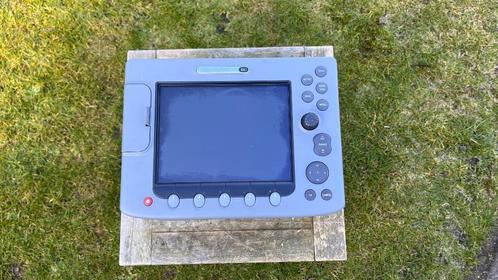 Raymarine E80 plotter met originele kap, Watersport en Boten, Navigatiemiddelen en Scheepselektronica, Zo goed als nieuw, Kaartplotter of Fish Finder