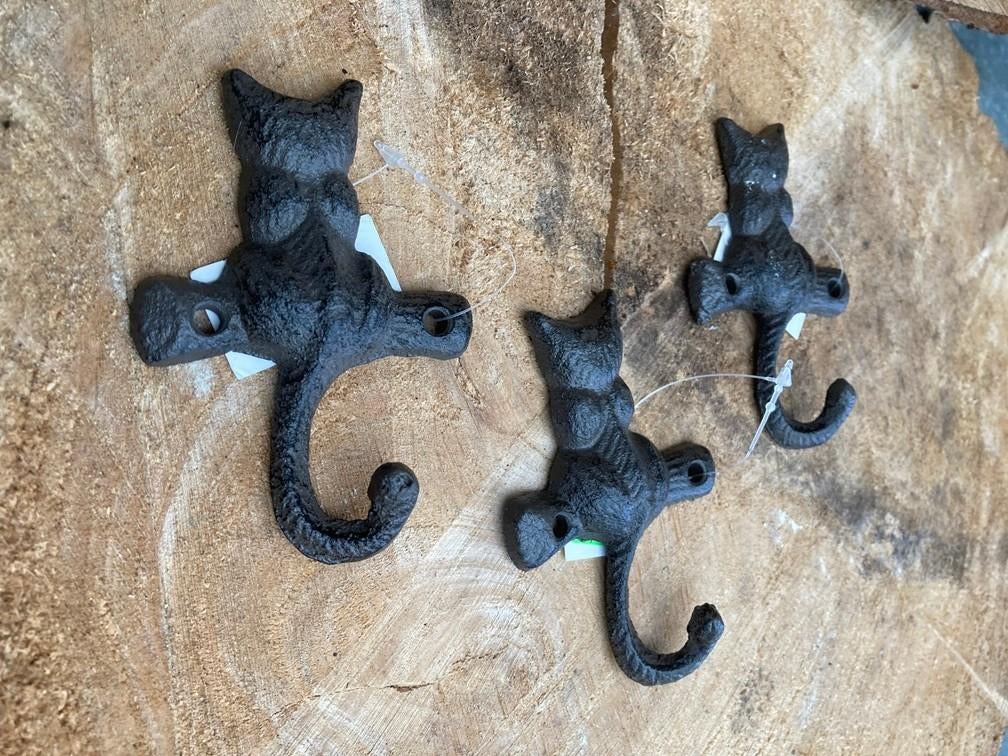 GIETIJZEREN KAPSTOKHAAK KAT 3 stuks nieuw, Gerry's garden, Wandhaken, -, -