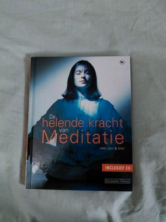 C. Titmuss - De helende kracht van meditatie, Boeken, Esoterie en Spiritualiteit, Zo goed als nieuw, Overige typen, Astrologie
