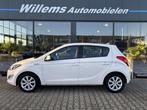Hyundai i20 1.2i i-Deal Airco, LM & Bluetooth (bj 2014), Euro 5, Gebruikt, Zwart, 4 cilinders