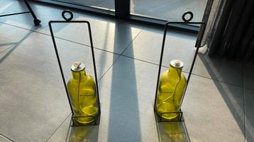 2 mooie olielampjes/fakkels/windlichten in metalen houders beschikbaar voor biedingen