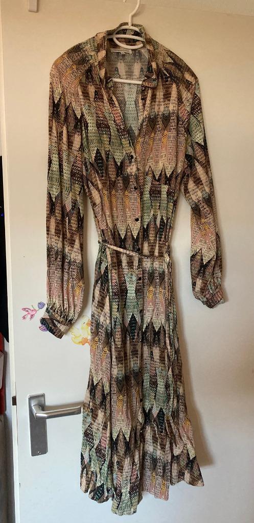 Tramontana jurk zomerjurk M L 40 42 grafisch lange pofmouwen, Kleding | Dames, Jurken, Zo goed als nieuw, Maat 42/44 (L), Onder de knie
