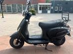 AGM VX50 Scooter, Fietsen en Brommers, Snorfietsen en Snorscooters, Zo goed als nieuw, Benzine, Ophalen, Overige merken