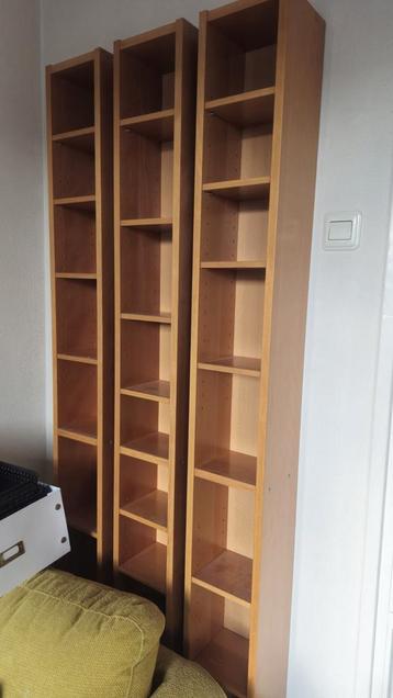 Houten Boeken / cd / dvd kasten (3 stuks) beschikbaar voor biedingen