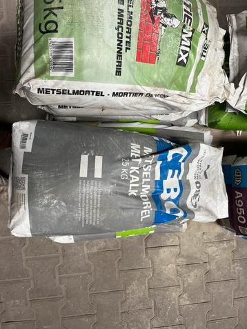 2 Zakken Metselmortel met Kalk - 25kg beschikbaar voor biedingen