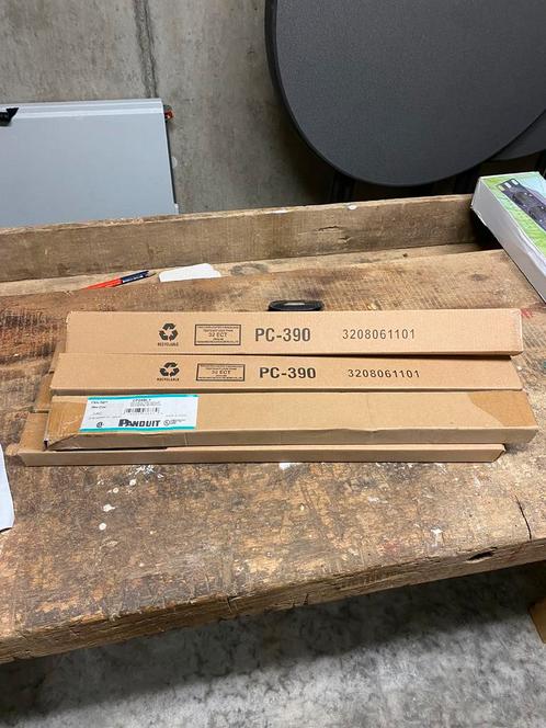 Panduit BLY CP 24 (6 stuks), Computers en Software, Serverkasten, Nieuw, Plaatstaal, Ophalen of Verzenden