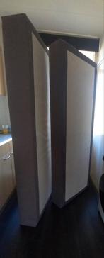 Twee grijze boxsprings, Grijs, 140 cm, Zo goed als nieuw, Ophalen