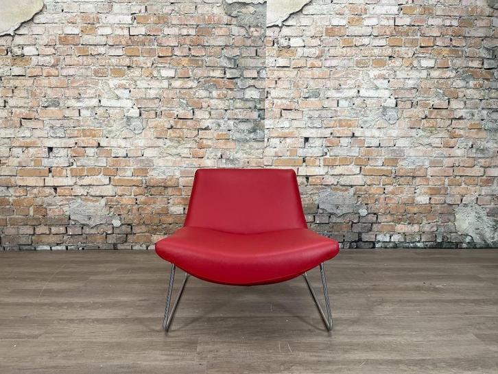 Bij TheReSales: Dyyk Cielo, Huis en Inrichting, Fauteuils, Zo goed als nieuw, Leer, Metaal, 75 tot 100 cm, Minder dan 75 cm, Ophalen of Verzenden