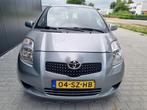 Toyota Yaris 1.3 VVTi Sol|5-deurs|Airco|Elektr-ramen, Auto's, Voorwielaandrijving, Stof, Gebruikt, 4 cilinders