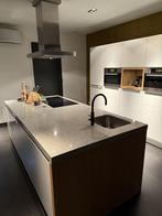 Luxe Siematic keuken met kookeiland en granieten werkblad., Ophalen, Wit, Overige typen, Graniet of Steen