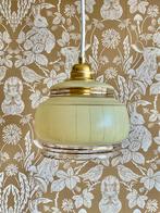Vintage hanglampje in zachtgeel, met gouden randje, 2 stuks, Antiek en Kunst, Ophalen of Verzenden