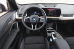 BMW iX1 eDrive20 High Executive M Sport / Trekhaak / Sportst, Zwart, Stoelverwarming, Zwart, Nieuw