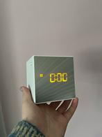 Digitale Wekker - Sony Cube, Ophalen of Verzenden, Zo goed als nieuw, Digitaal, Wekker of Tafelklok