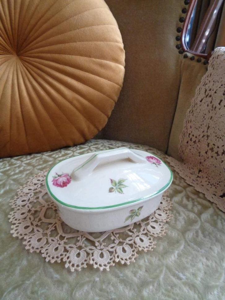 Porseleinen Zeepdoosje met Deksel & Roosjes ** Mimosa **, Antiek en Kunst, Curiosa en Brocante, Ophalen of Verzenden
