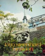 Een steenhard bestaan. Zeldzame Muurbegroeiing, Ophalen of Verzenden, Zo goed als nieuw, Bloemen, Planten en Bomen