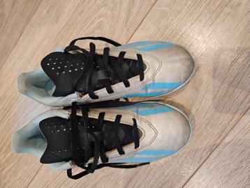 Adidas schoenen maat 35  messi beschikbaar voor biedingen