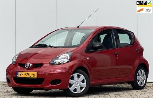 Toyota Aygo 1.0-12V Cool 5 DEURS AIRCO LAGE KILOMETERSTAND N, Auto's, Toyota, Bedrijf, Te koop, Aygo, ABS, Airbags, Airconditioning