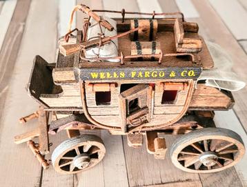 Prachtige handgemaakte wells fargo koets beschikbaar voor biedingen