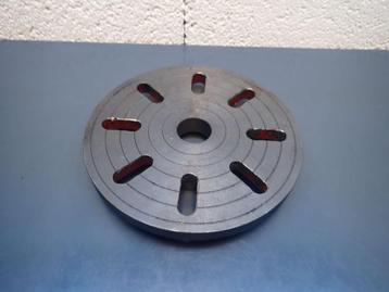 220mm Opspanplaat draaibank beschikbaar voor biedingen