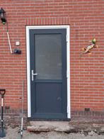 Kunstof deur. Met matglas, Kunststof, Deurkozijn, Zo goed als nieuw, 150 tot 225 cm