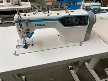 Industriele naaimachine jack a4f automaat nieuw beschikbaar voor biedingen