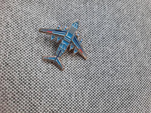 1 pin van een vliegtuig te koop, Verzamelen, Speldjes, Pins en Buttons, Nieuw, Speldje of Pin, Transport, Ophalen of Verzenden