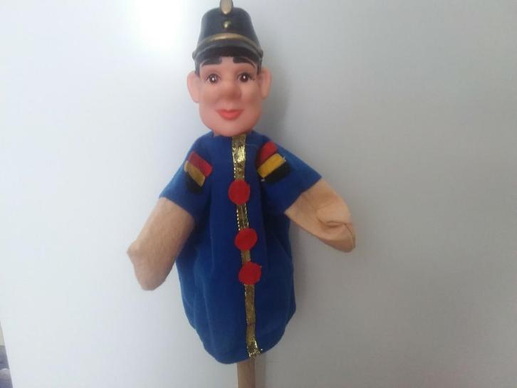 Geen jan klaassen en katrijn, maar 5 leuke poppenkast poppen, Verzamelen, Poppen, Zo goed als nieuw, Overige typen, Ophalen of Verzenden