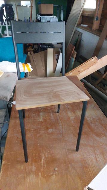 Ikea Stoel - Hout & Metaal beschikbaar voor biedingen
