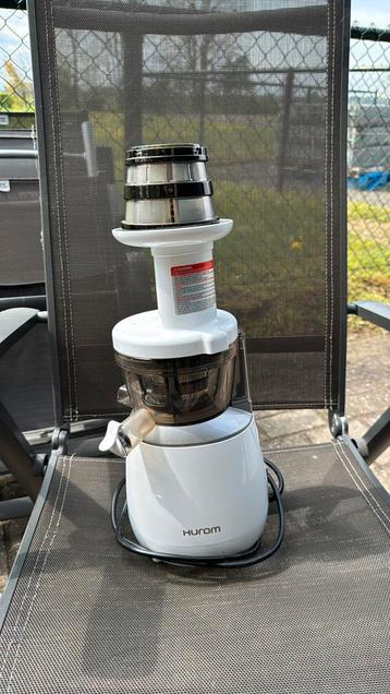 Hurom slow juicer beschikbaar voor biedingen