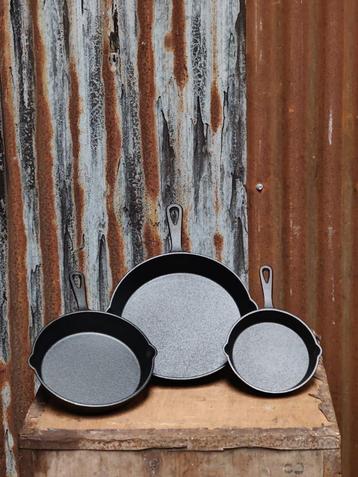 Gietijzeren Skillet Set 3st. 15,20,25cm beschikbaar voor biedingen