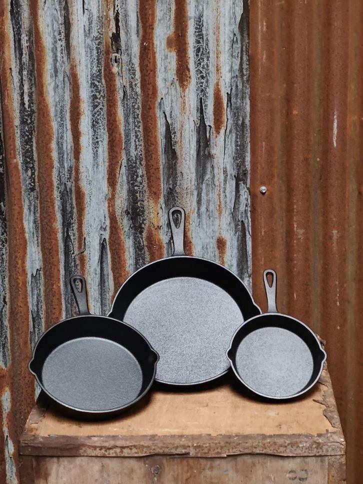 Gietijzeren Skillet Set 3st. 15,20,25cm, Tuin en Terras, Barbecue-accessoires, Nieuw, Ophalen of Verzenden