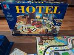 Bordspel Hotel mb spellen, Hobby en Vrije tijd, Gezelschapsspellen | Bordspellen, Een of twee spelers, Ophalen of Verzenden, Zo goed als nieuw