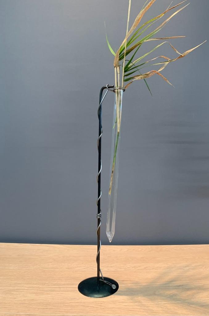 Serax tulpenvaas bloemenvaas met rek nieuw., Huis en Inrichting, Woonaccessoires | Vazen, Nieuw, Overige kleuren, Minder dan 50 cm