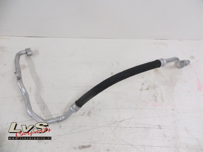 Airco Leiding van een Volkswagen Passat, Auto-onderdelen, Airco en Verwarming, Gebruikt, 3 maanden garantie, Ophalen of Verzenden