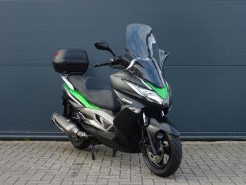 KAWASAKI J 300 ABS 2014 J300 Topkoffer Weinig km, ZGAN beschikbaar voor biedingen