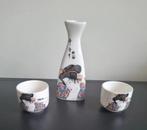 Moderne Japanse Sake Fles met kommetjes, van porselein, Gebruikt, Verzenden, Overige stijlen, Porselein