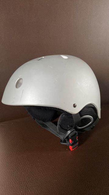 Skihelm verstelbaar maat S 48/54