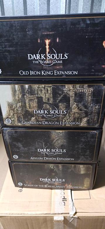 Dark Souls Bordspel + Expansies - Complete Set beschikbaar voor biedingen