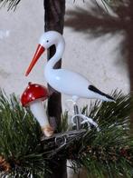 Oude Antieke Kerstbal 9294 Opaline Ooievaar met Paddenstoel, Diversen, Kerst, Ophalen of Verzenden, H, N, H