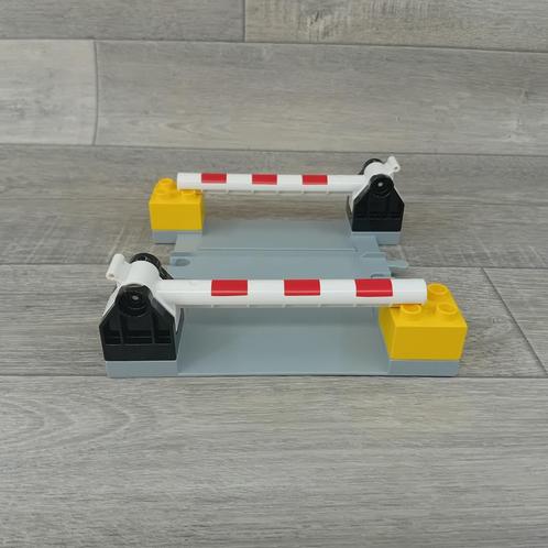 duplo spoorwegovergang voor de treinbaan, Kinderen en Baby's, Speelgoed | Duplo en Lego, Zo goed als nieuw, Duplo, Ophalen of Verzenden