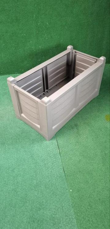 Bama Kunststof Plantenbak beschikbaar voor biedingen