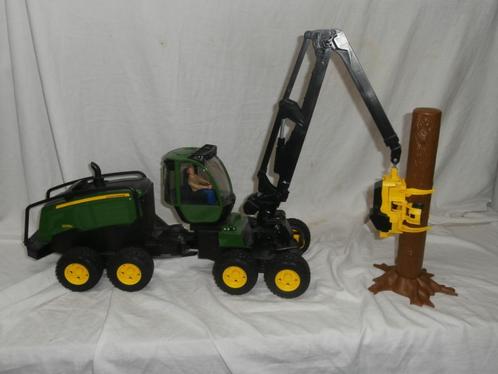 Bruder John Deere 1270 C Harvester bomenrooier, Kinderen en Baby's, Speelgoed | Speelgoedvoertuigen, Zo goed als nieuw, Ophalen