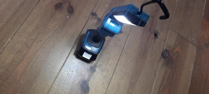 Makita DML801 Led lamp | 14,4V/18V, Doe-het-zelf en Verbouw, Bouwverlichting, Nieuw, Lamp, Minder dan 50 watt, Ophalen of Verzenden