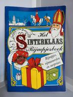 Het Sinterklaas Rijmpjesboek met woorden en surprises, Ophalen of Verzenden, Zo goed als nieuw
