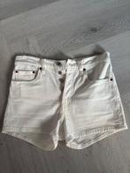 Als Nieuw: spijkershort van Levis mt 27, Wit, Ophalen of Verzenden, Zo goed als nieuw, W27 (confectie 34) of kleiner